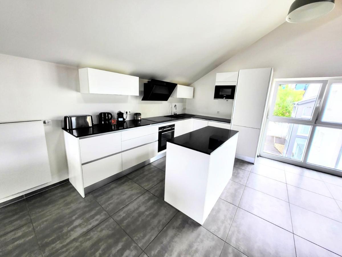 Calm And Modern Apartment Eischen Esterno foto